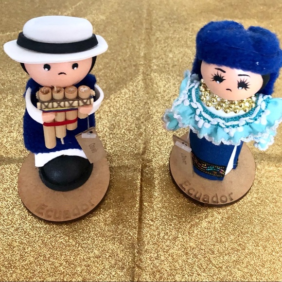 ECUA HANDS-DOLLS miniature handmade Woven Wool doll characters size 2x4 NWOT - Picture 4 of 9